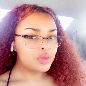 Meet your Posher, Kiyah